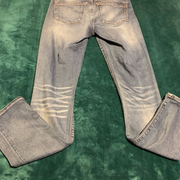 Like New Express Cropped Skinny Mid Rise Jeans - Picture 2 of 4